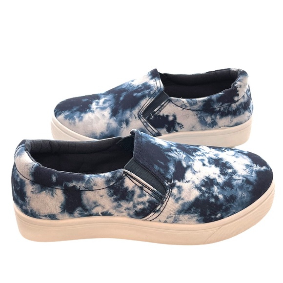 NWOT Olivia Miller Tayrona Slip On Sneaker Size 6 - Picture 3 of 9